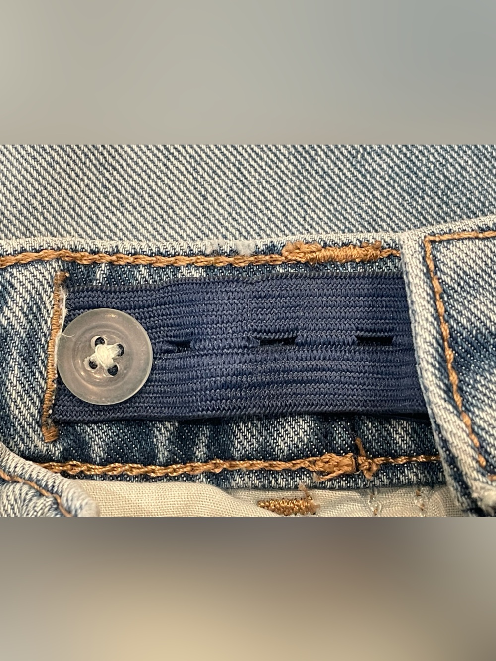 Old Navy Girl’s Blue High-Rise Baggy Wide Leg Jeans with Built-in Tough Size 10 - Picture 3 of 5